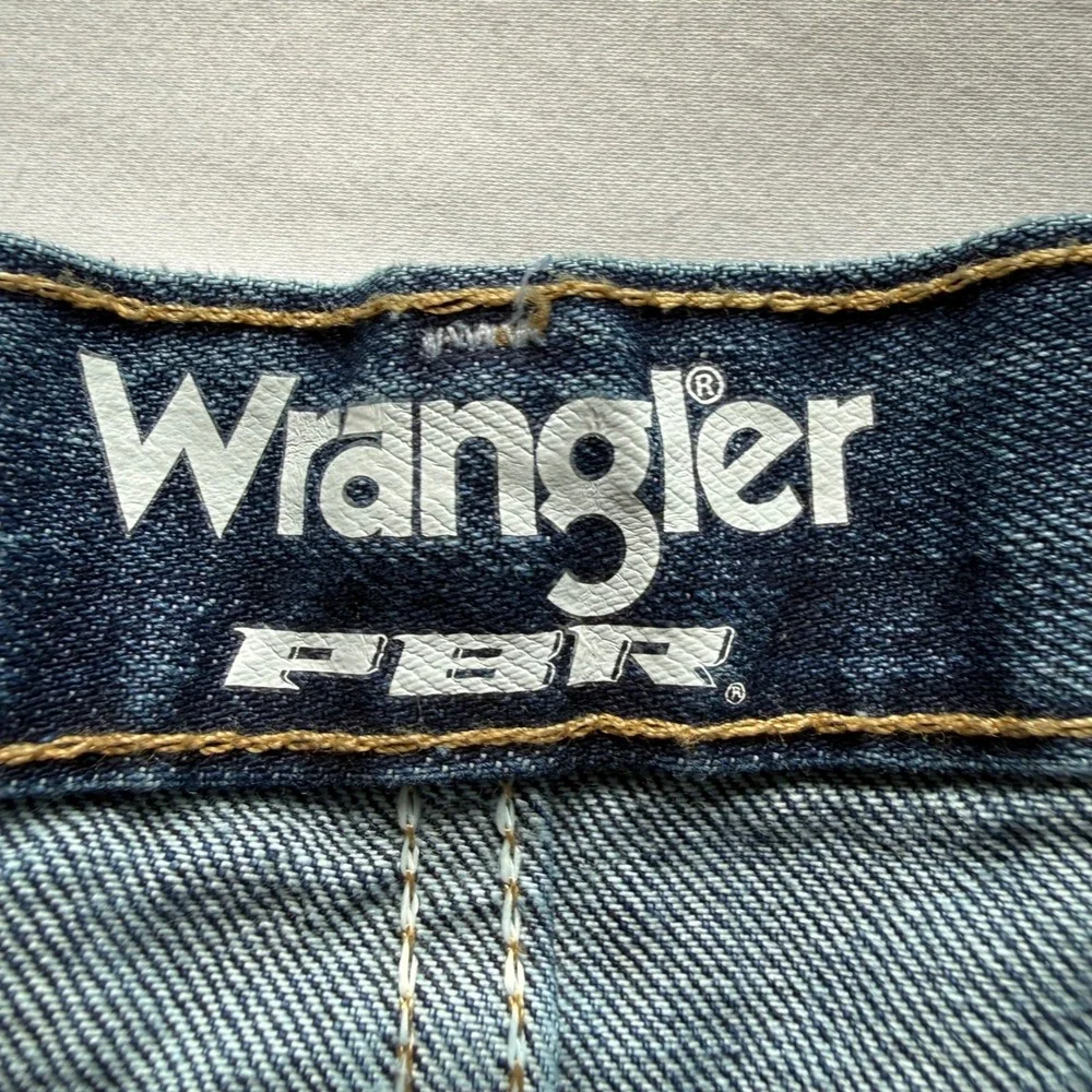 Wrangler PBR Professional Bull Riders Jeans Mens 28x30 Dark Wash Denim Rodeo USA